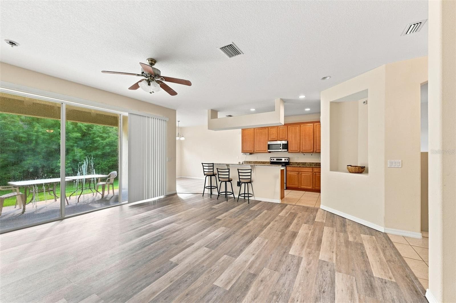 Single Family Residence at 4469 STONEY RIVER DR, MULBERRY, photo 10 of 44