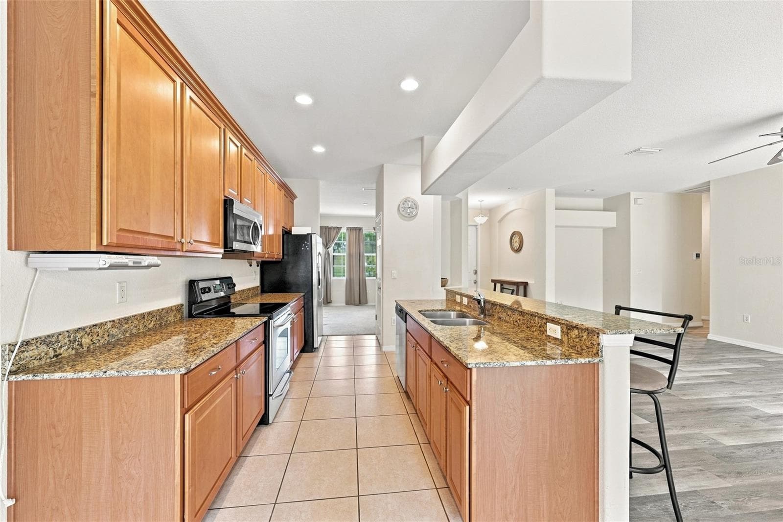 Single Family Residence at 4469 STONEY RIVER DR, MULBERRY, photo 15 of 44