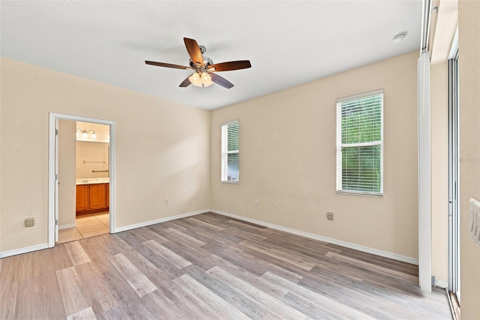 Single Family Residence at 4469 STONEY RIVER DR, MULBERRY, photo 17 of 44