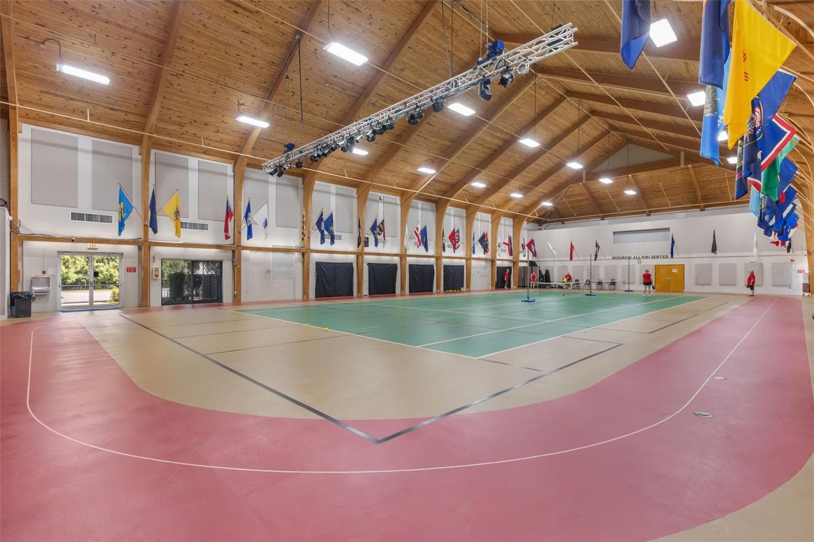 Indoor recreation room and performance hall - 5536 ROSEWALL CIR, LEESBURG