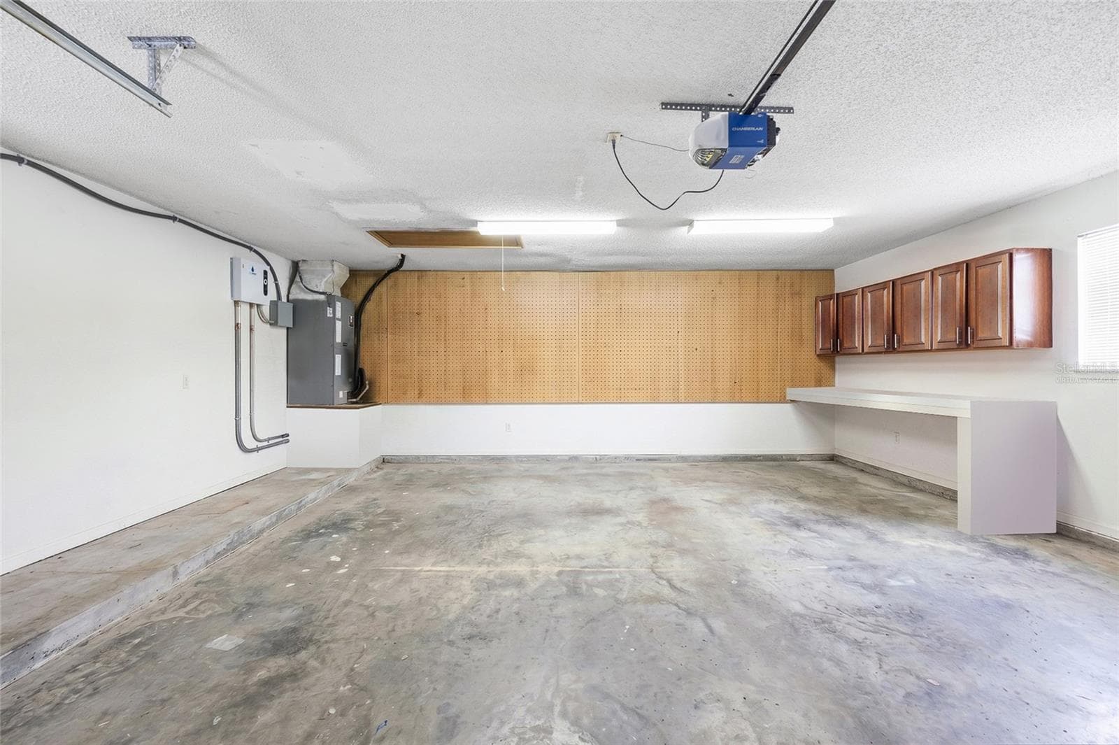 Virtually Staged - 677 ADRIANE PARK CIR, KISSIMMEE