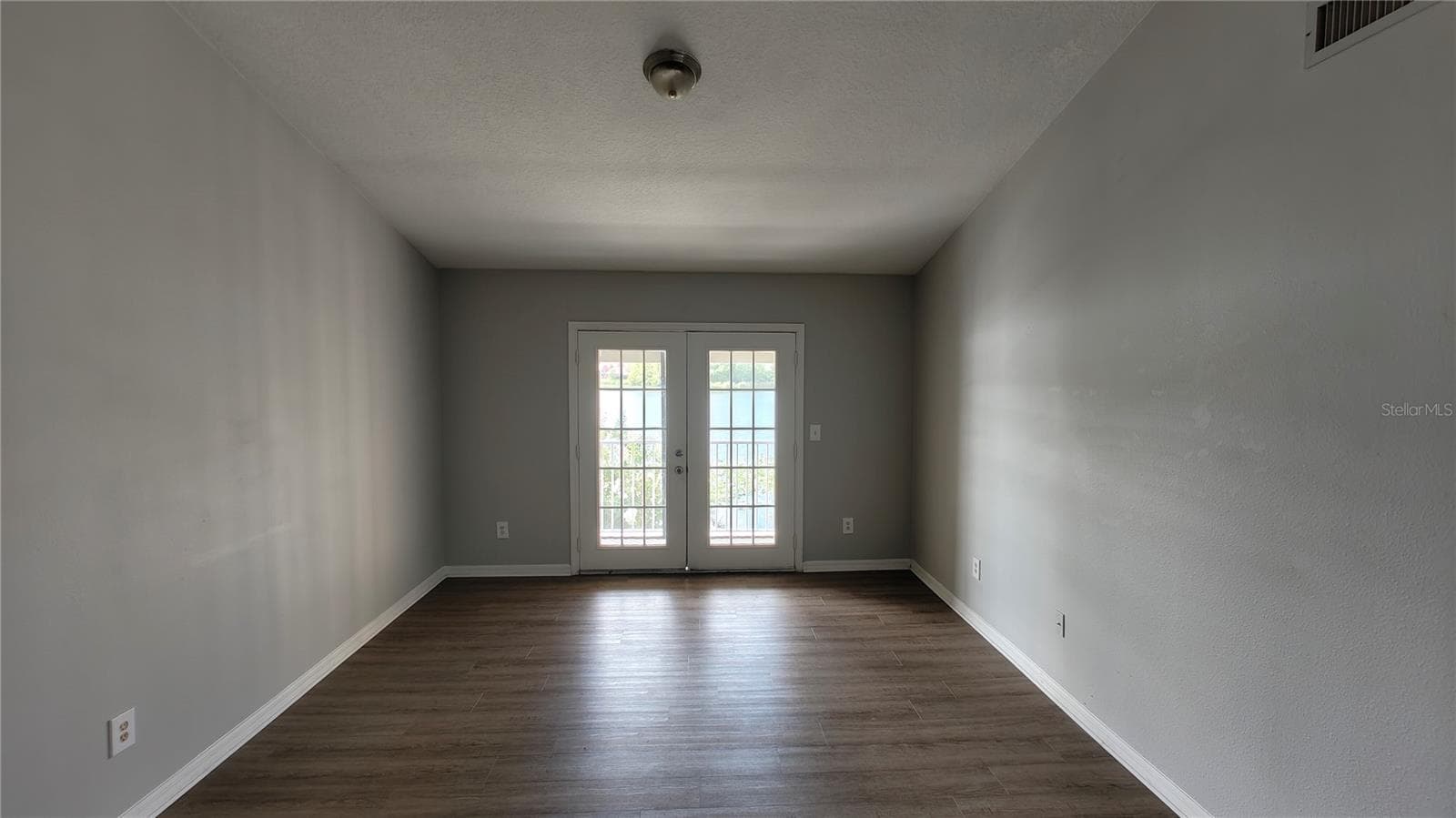 Condominium at 145 N PEARL LAKE CSWY #204, ALTAMONTE SPRINGS, photo 5 of 11