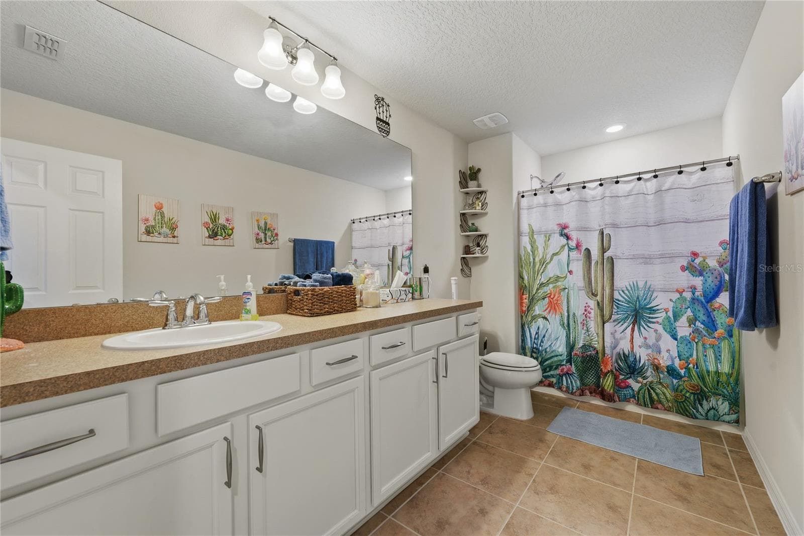 Single Family Residence at 2873 MATERA DR, ST CLOUD, photo 36 of 57