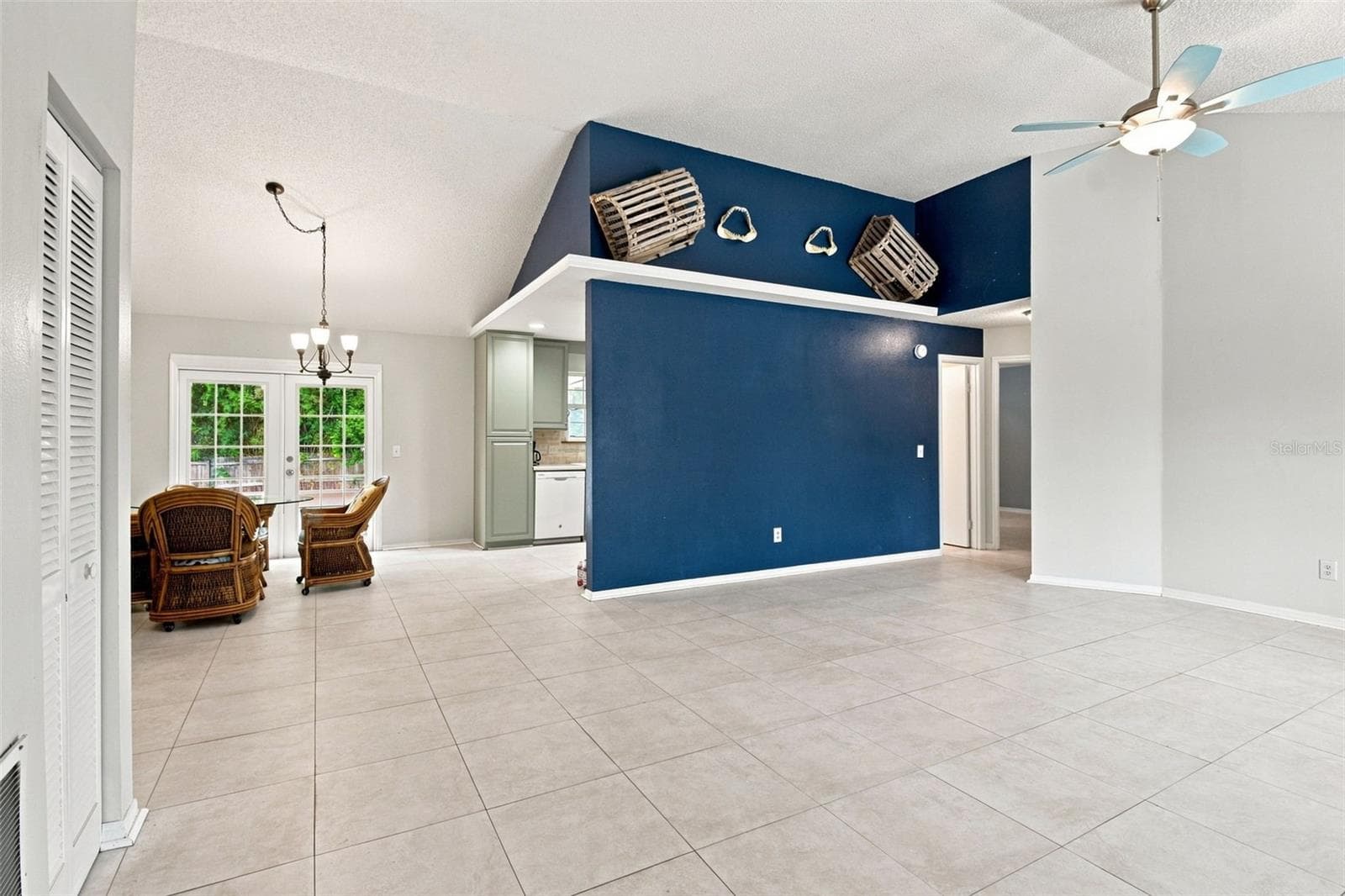 Single Family Residence at 2720 BANYAN DR, EDGEWATER, photo 4 of 34