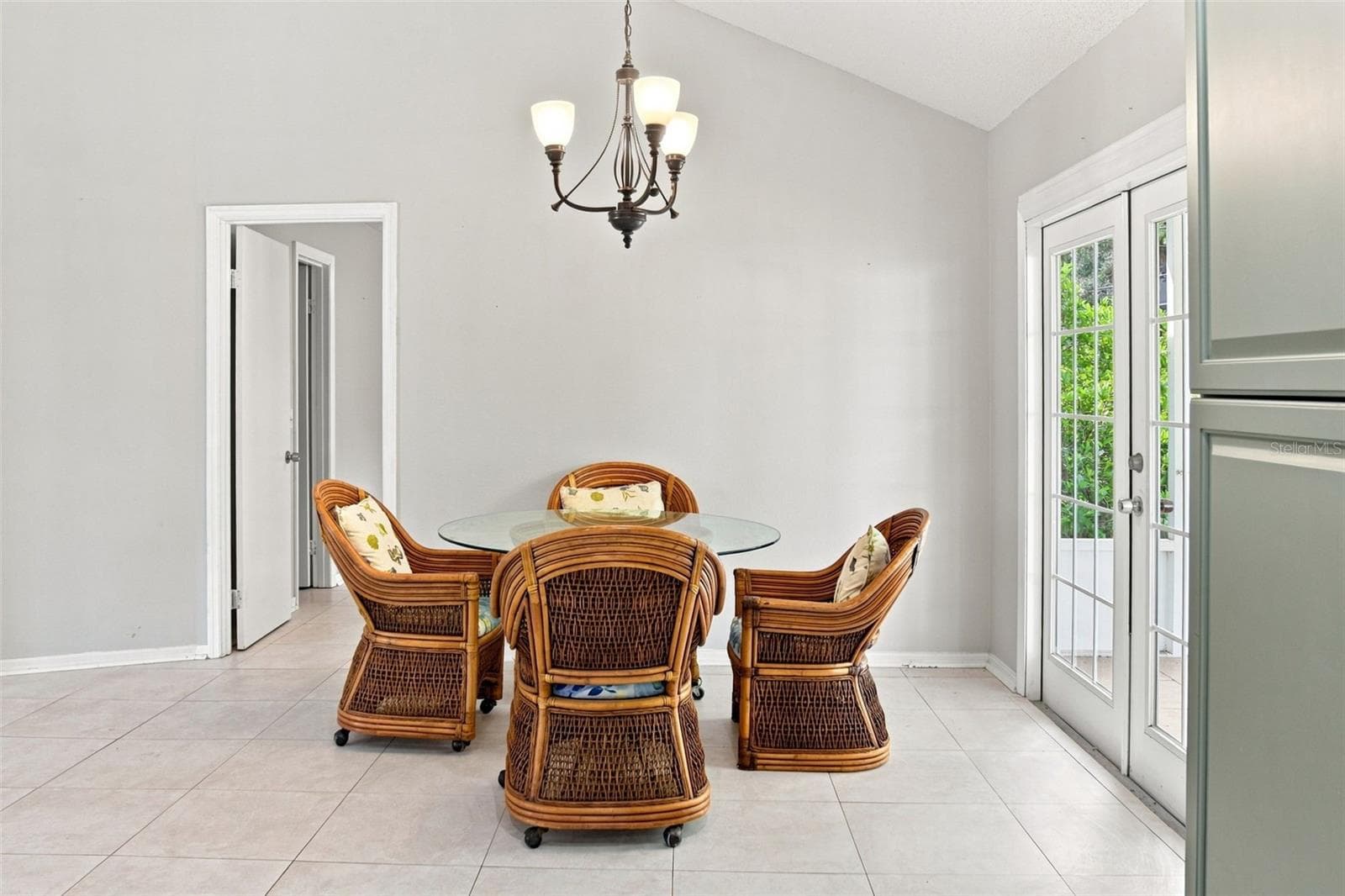 Single Family Residence at 2720 BANYAN DR, EDGEWATER, photo 16 of 34