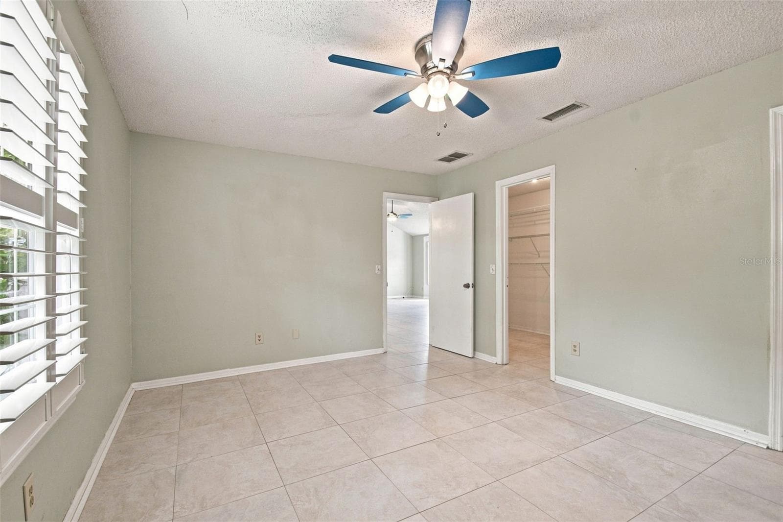 Single Family Residence at 2720 BANYAN DR, EDGEWATER, photo 18 of 34