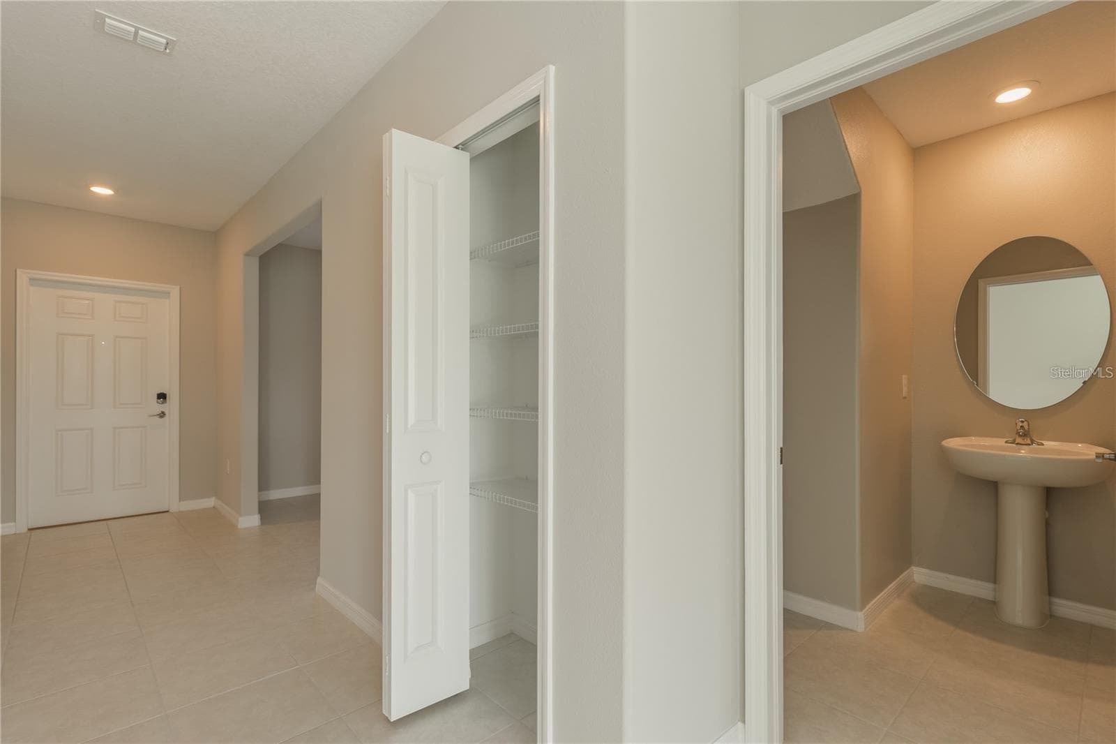 Single Family Residence at 10269 SHADY PRESERVE DR, RIVERVIEW, photo 14 of 51