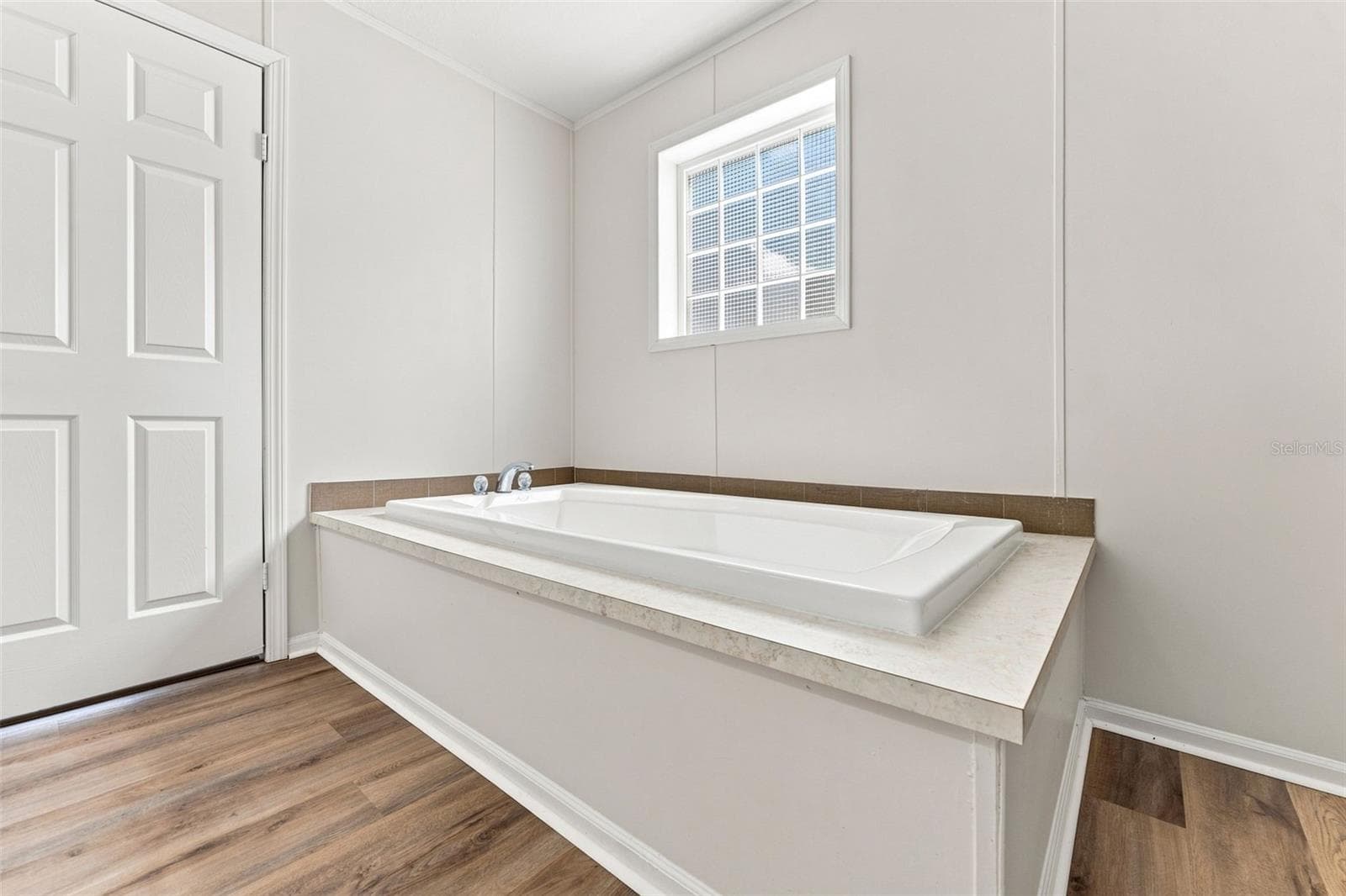 Manufactured Home at 6453 MANGROVE DR, WESLEY CHAPEL, photo 15 of 43