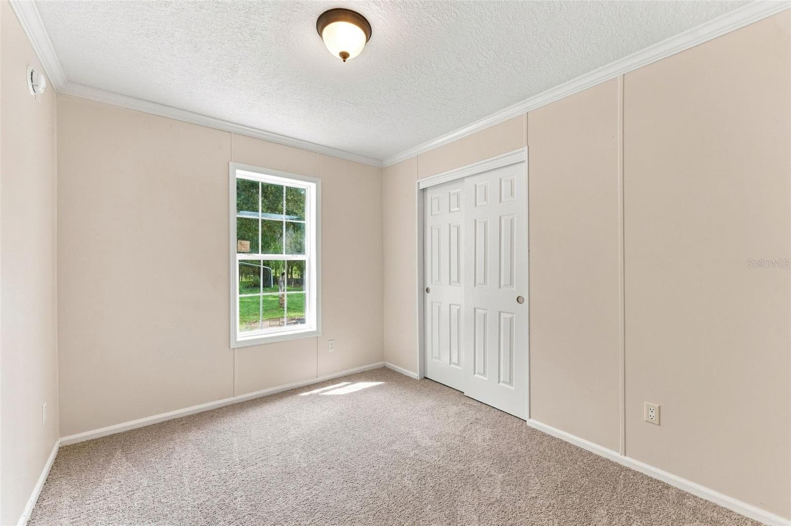 Manufactured Home at 6453 MANGROVE DR, WESLEY CHAPEL, photo 17 of 43