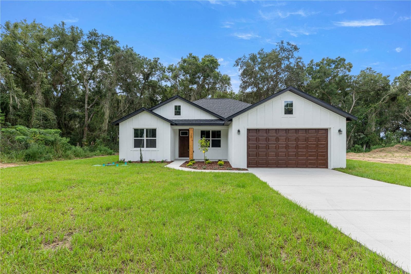 Single Family Residence at 100 WILLOW RD, OCALA, photo 2 of 32