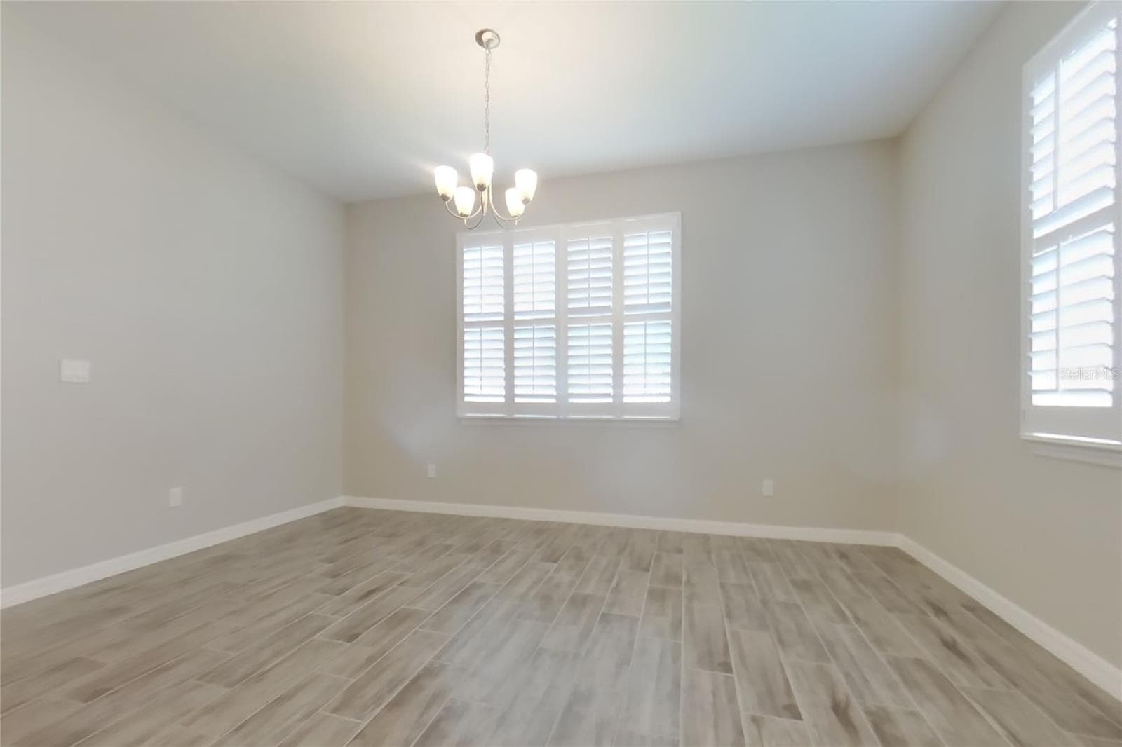 Single Family Residence at GRAND ISLAND, photo 3 of 15