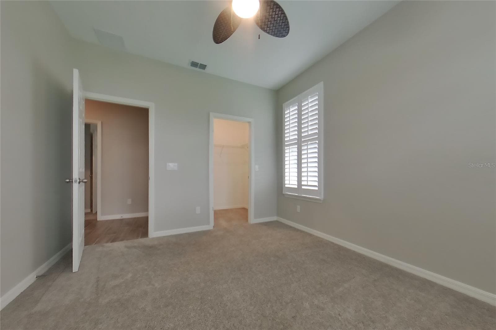 Single Family Residence at GRAND ISLAND, photo 10 of 15