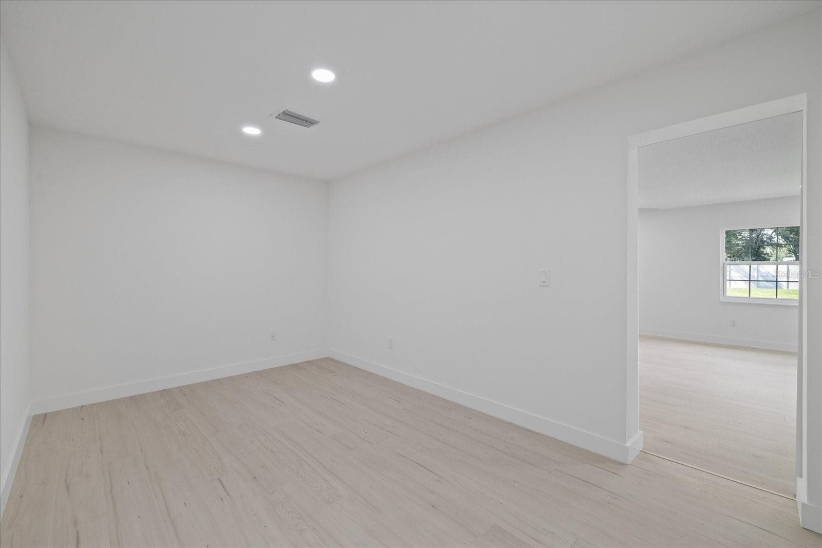 Primary closet - 2515 RAGINS LN, PLANT CITY