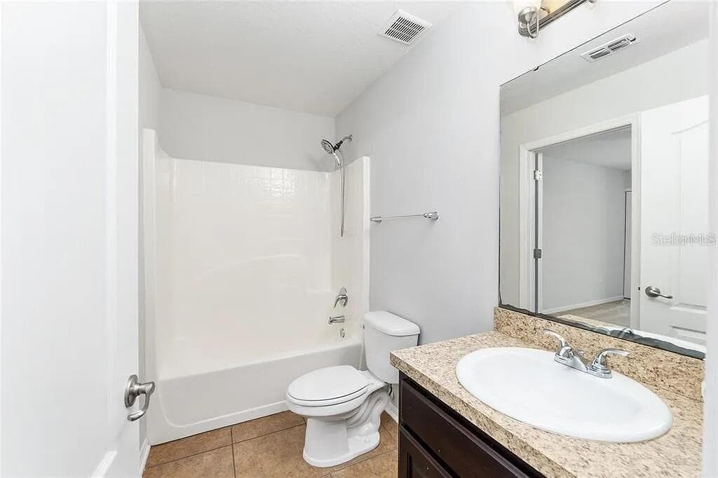 Single Family Residence at 1048 NW 233RD DR, NEWBERRY, photo 17 of 52