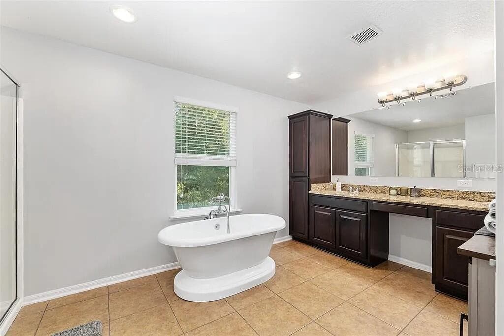 Single Family Residence at 1048 NW 233RD DR, NEWBERRY, photo 25 of 52