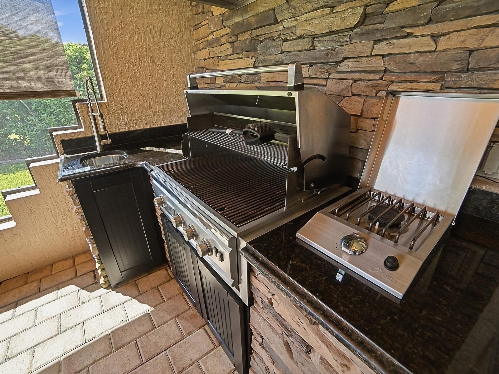 READY FOR YOUR FIRST NEW HOUSE PARTY! - 1089 VANCE TRL, THE VILLAGES