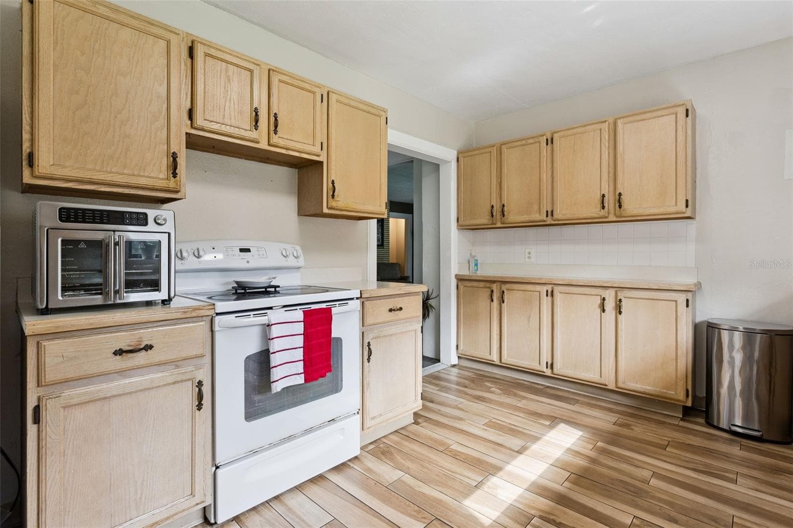 Single Family Residence at 907 SONJA PL, APOPKA, photo 18 of 61