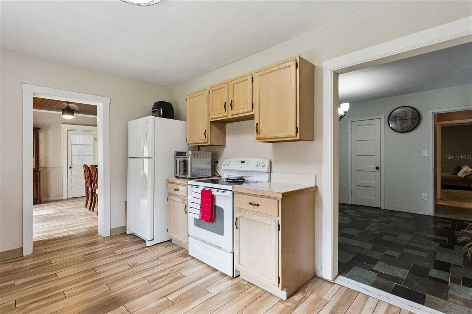 Single Family Residence at 907 SONJA PL, APOPKA, photo 20 of 61