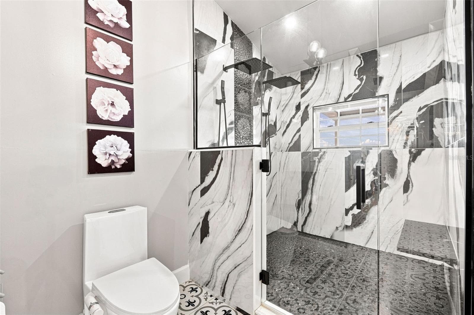 Exceptional Finishes in The Ensuite Bath - 12918 SW DOUG DR, LAKE SUZY