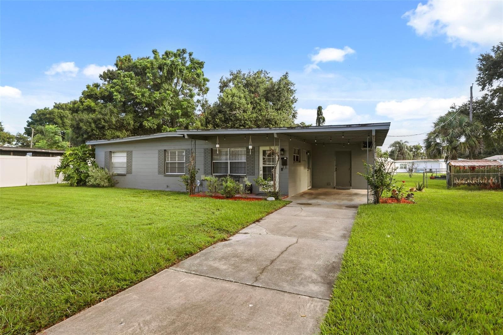 Single Family Residence at 4107 DUBLIN ST, ORLANDO, photo 2 of 31