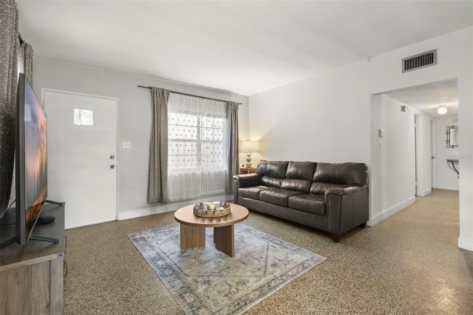 Single Family Residence at 4107 DUBLIN ST, ORLANDO, photo 5 of 31