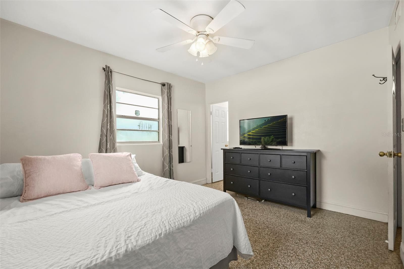 Single Family Residence at 4107 DUBLIN ST, ORLANDO, photo 18 of 31