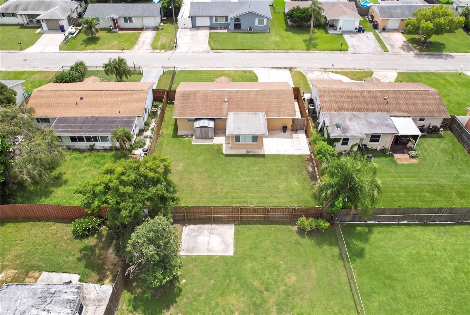 Single Family Residence at 3339 GARFIELD DR, HOLIDAY, photo 21 of 35