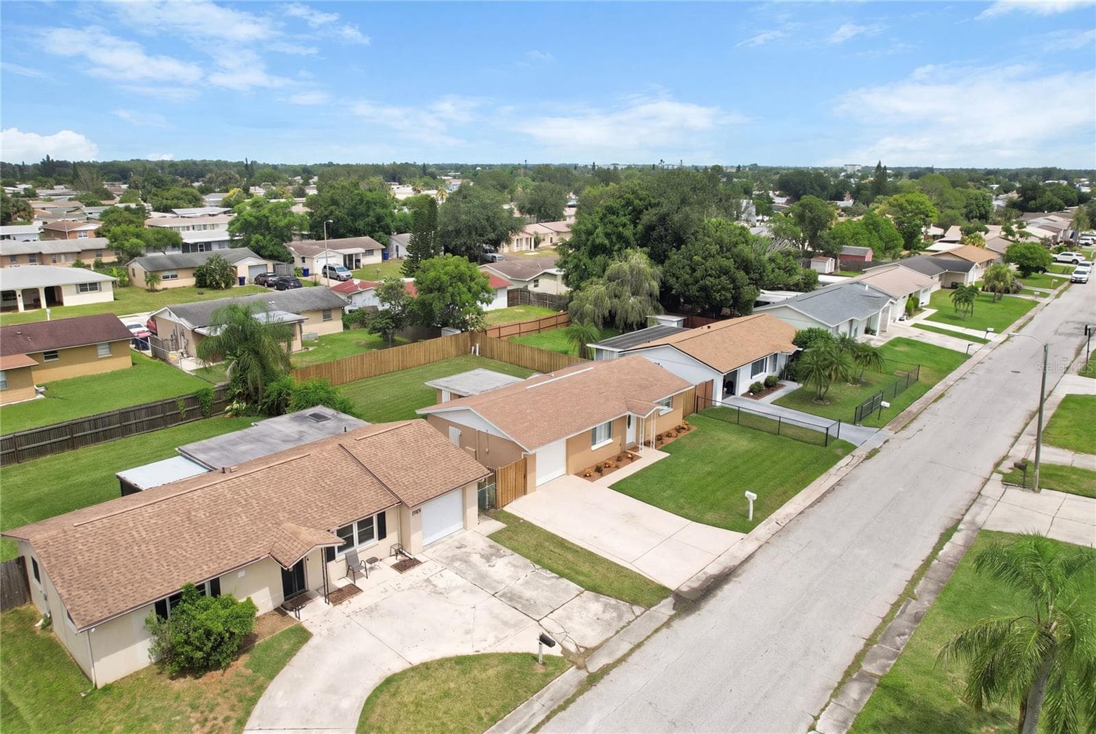Single Family Residence at 3339 GARFIELD DR, HOLIDAY, photo 27 of 35