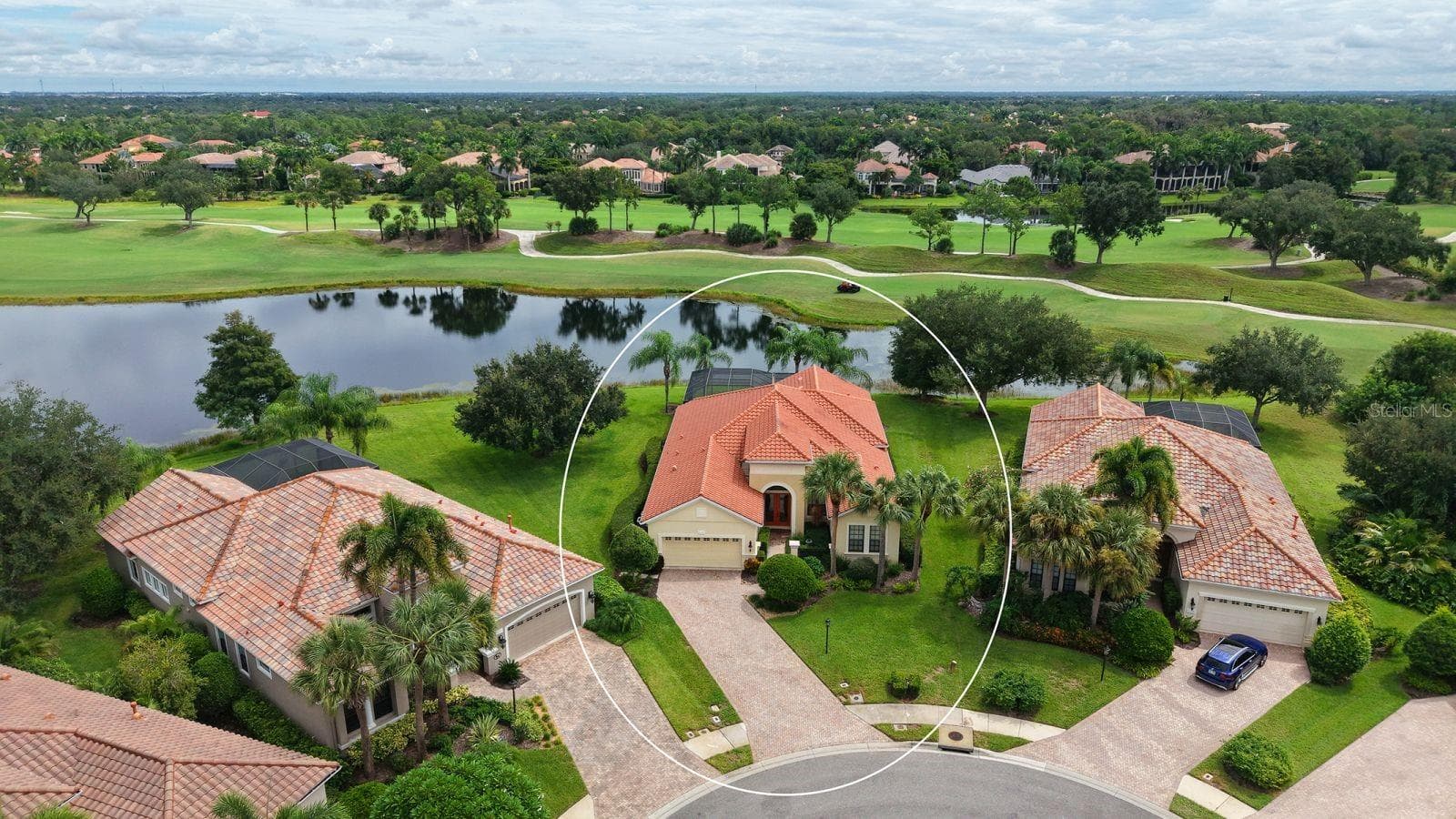Single Family Residence at 12717 STONE RIDGE PL, LAKEWOOD RANCH, photo 11 of 66