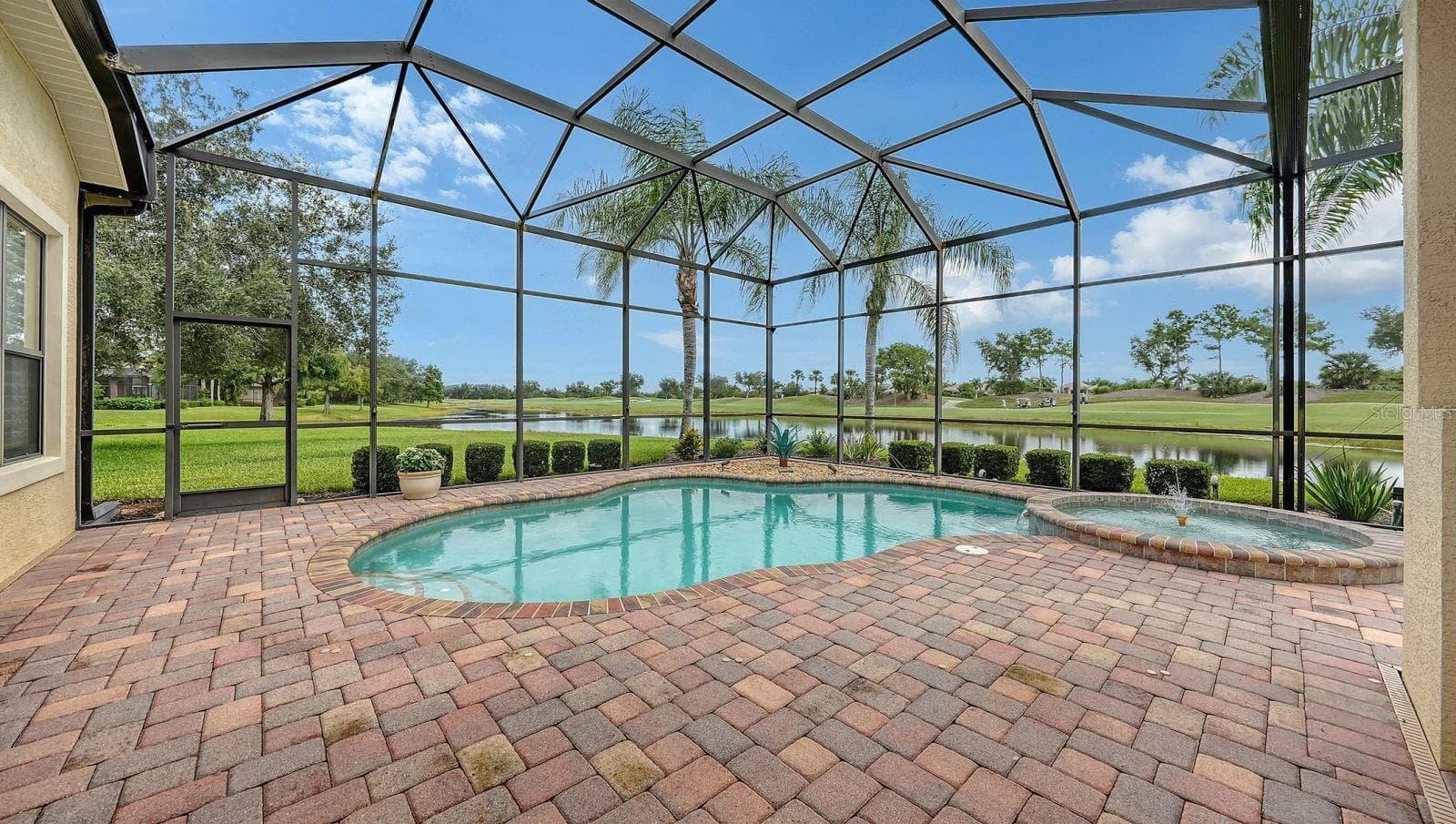 Single Family Residence at 12717 STONE RIDGE PL, LAKEWOOD RANCH, photo 44 of 66