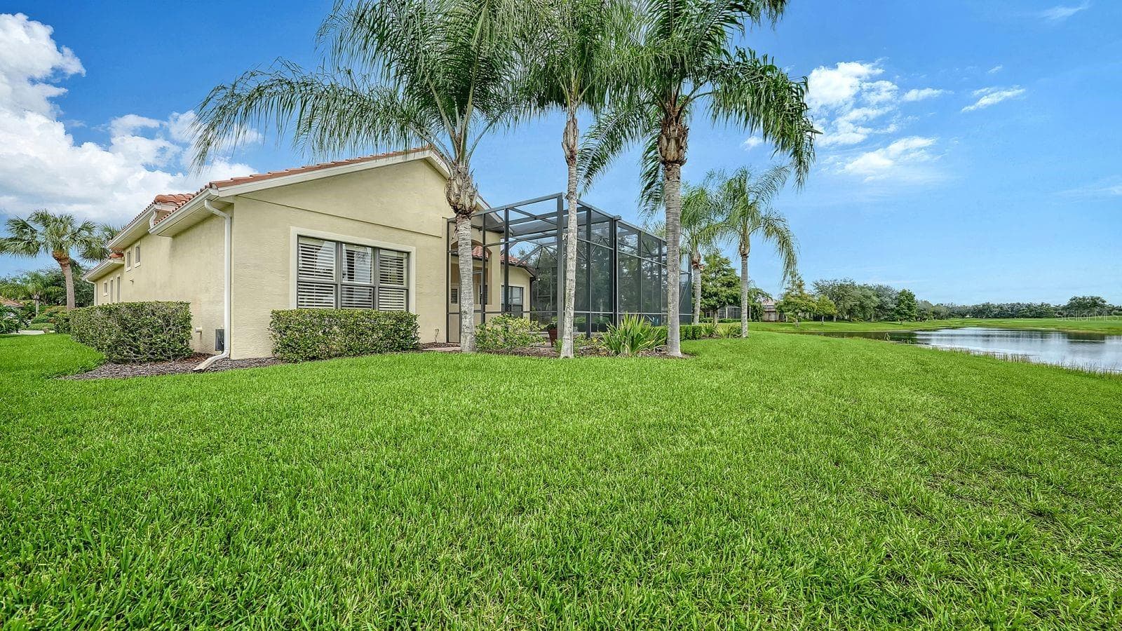 Single Family Residence at 12717 STONE RIDGE PL, LAKEWOOD RANCH, photo 48 of 66