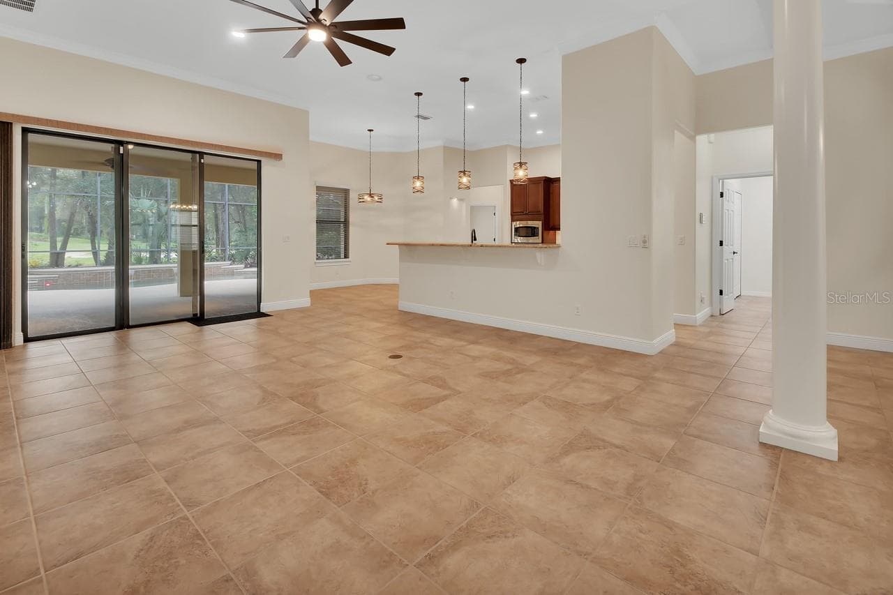 Living room - 502 VICTORIA HILLS DR, DELAND