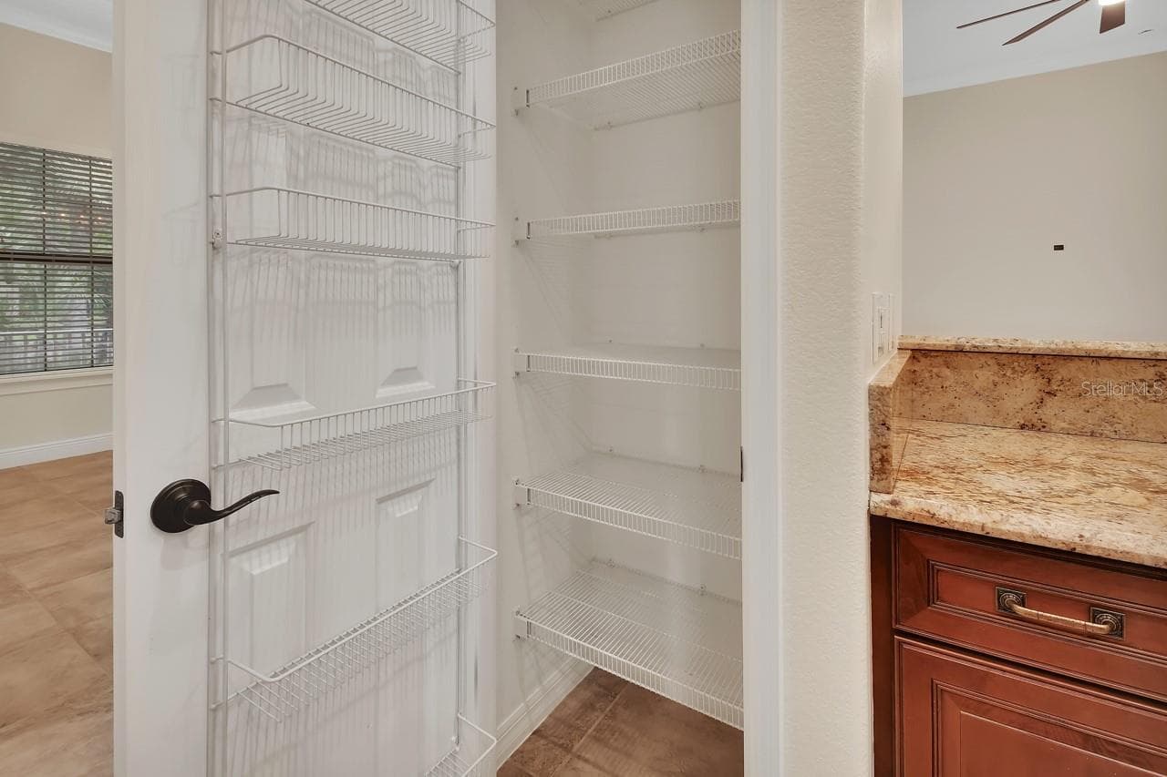 Kitchen pantry - 502 VICTORIA HILLS DR, DELAND