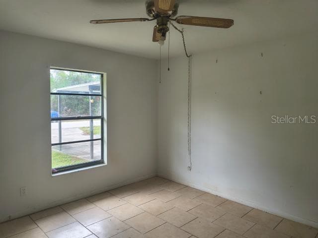 Single Family Residence at 3803 E 2ND ST, LEHIGH ACRES, photo 7 of 14