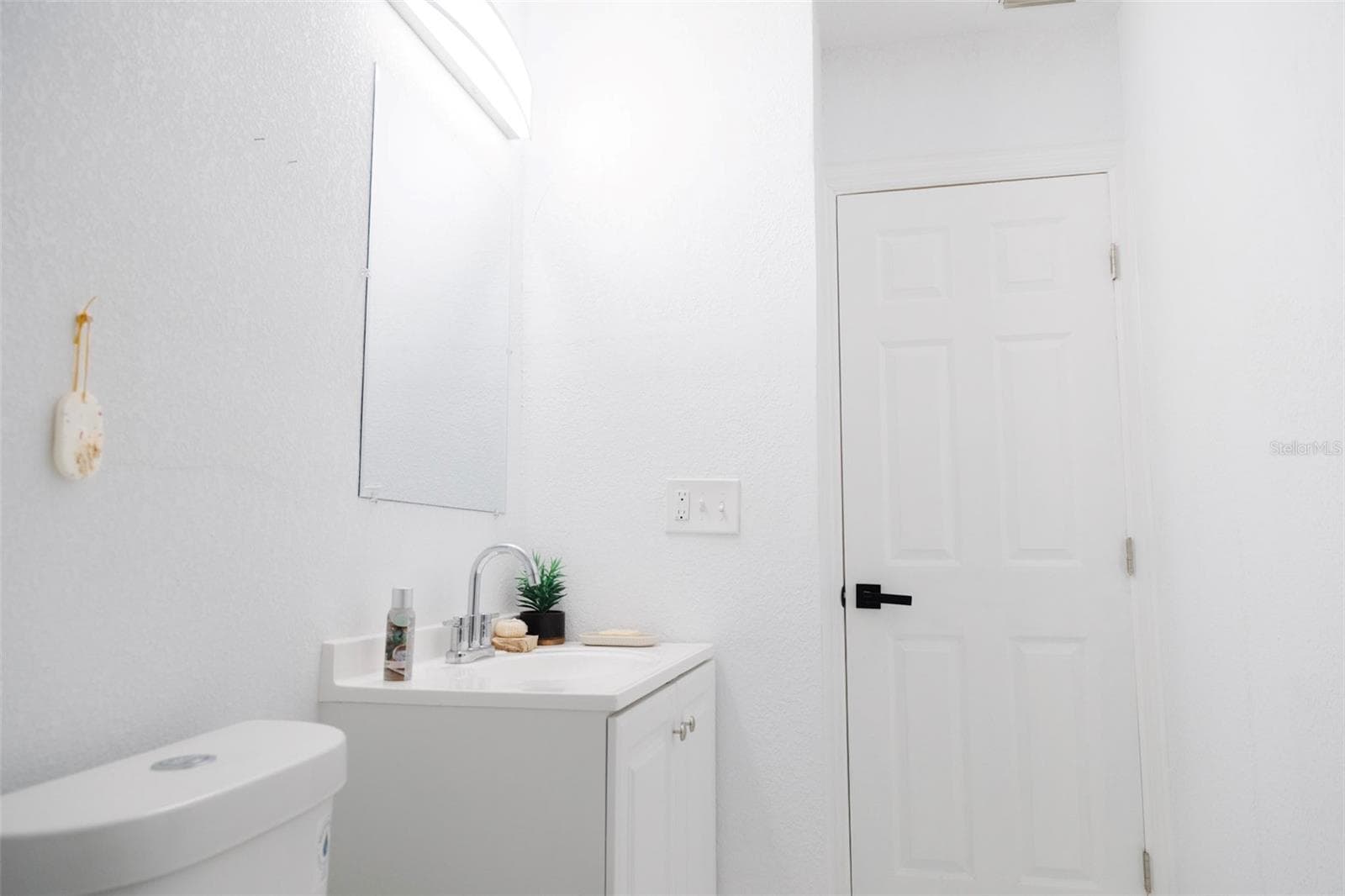 Single Family Residence at 8212 N 14TH ST, TAMPA, photo 21 of 39