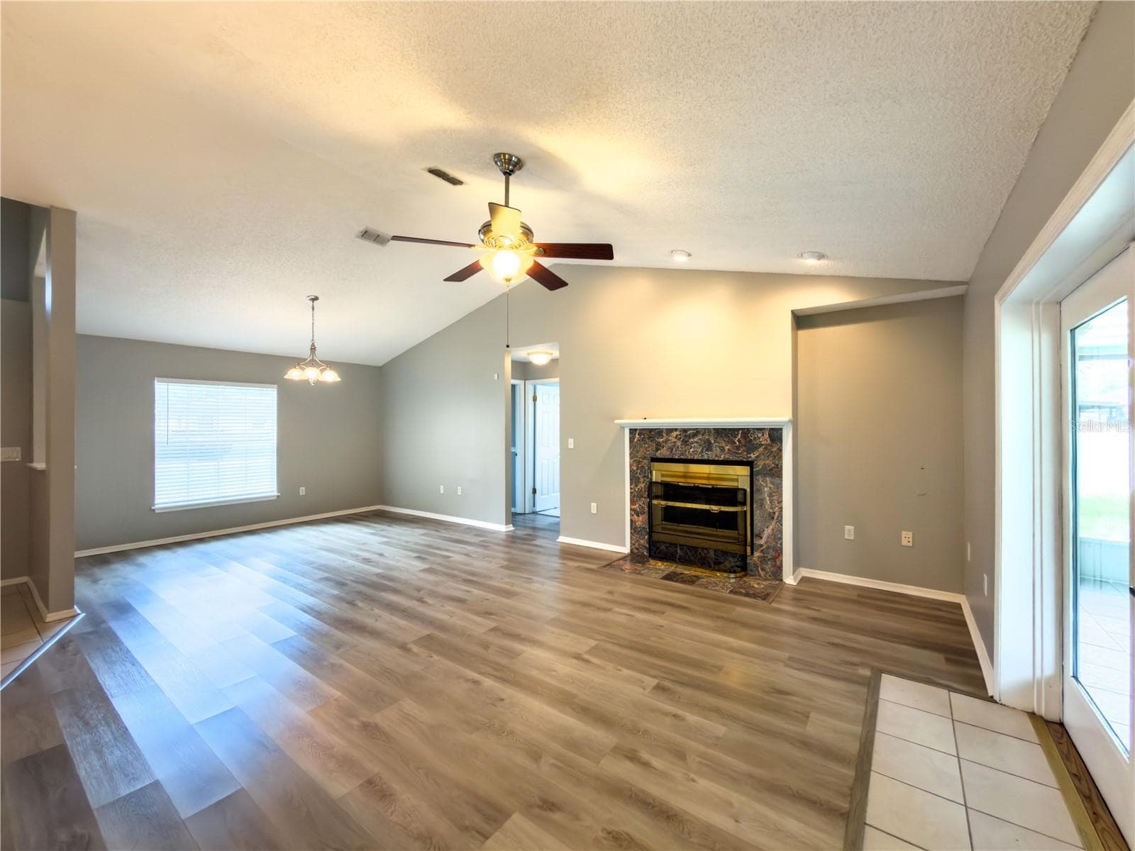 Living Room - 23437 SHINING STAR DR, LAND O LAKES