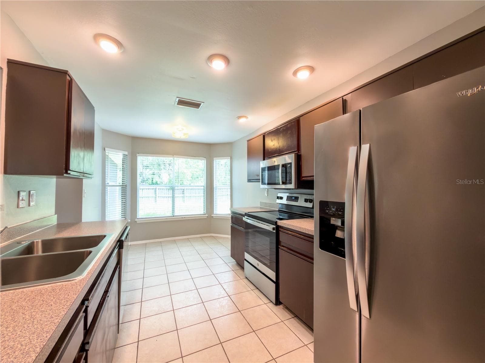 Kitchen - 23437 SHINING STAR DR, LAND O LAKES