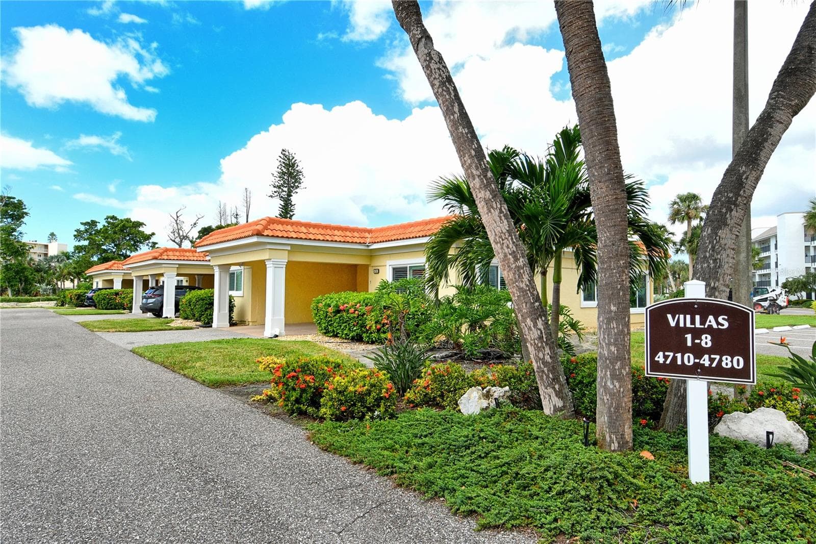 Private Villa Street - 4750 GULF OF MEXICO DR #Villa 8, LONGBOAT KEY