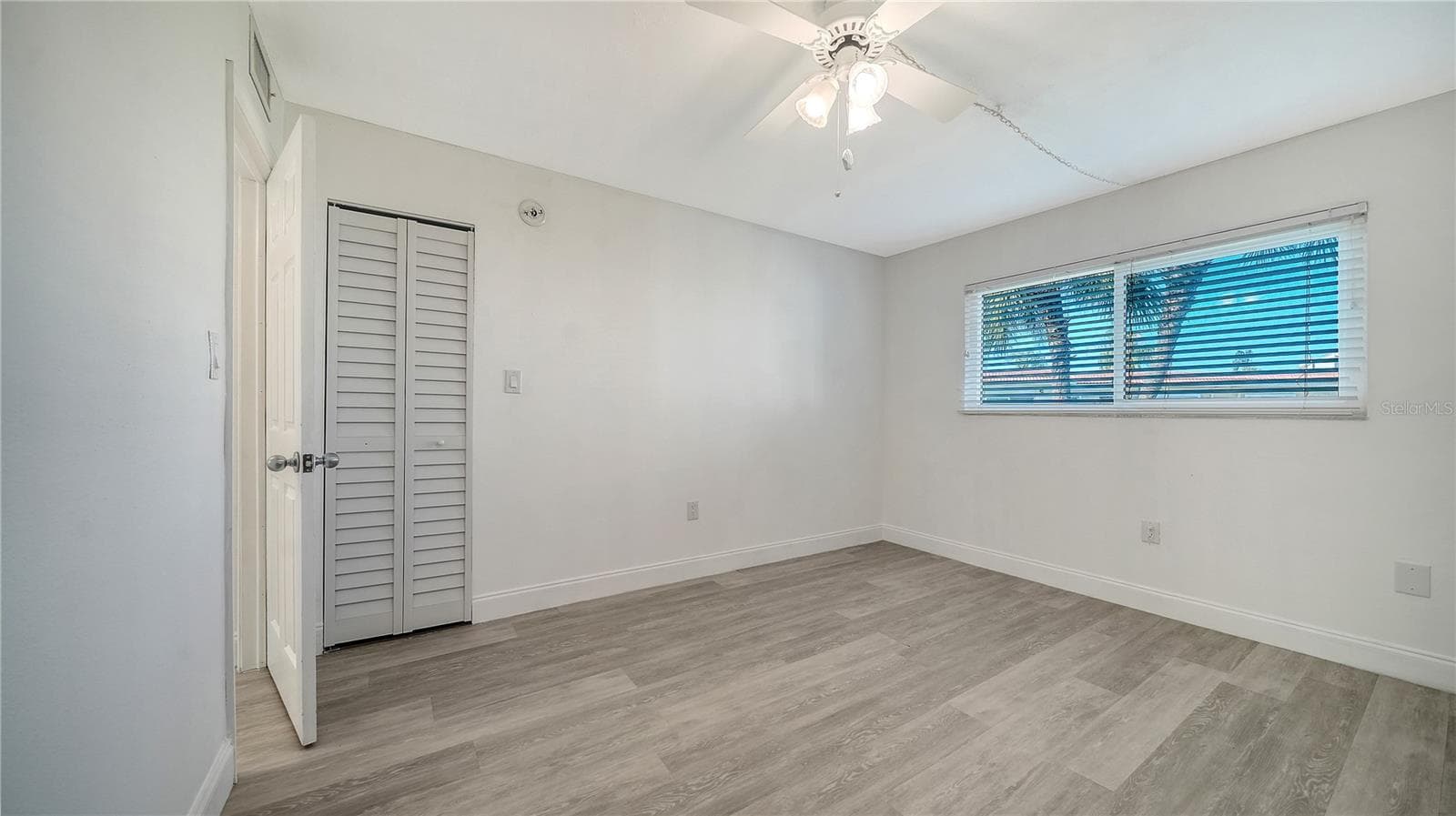 Bedroom 2 with Considerable Walk-in Closet - 4750 GULF OF MEXICO DR #Villa 8, LONGBOAT KEY
