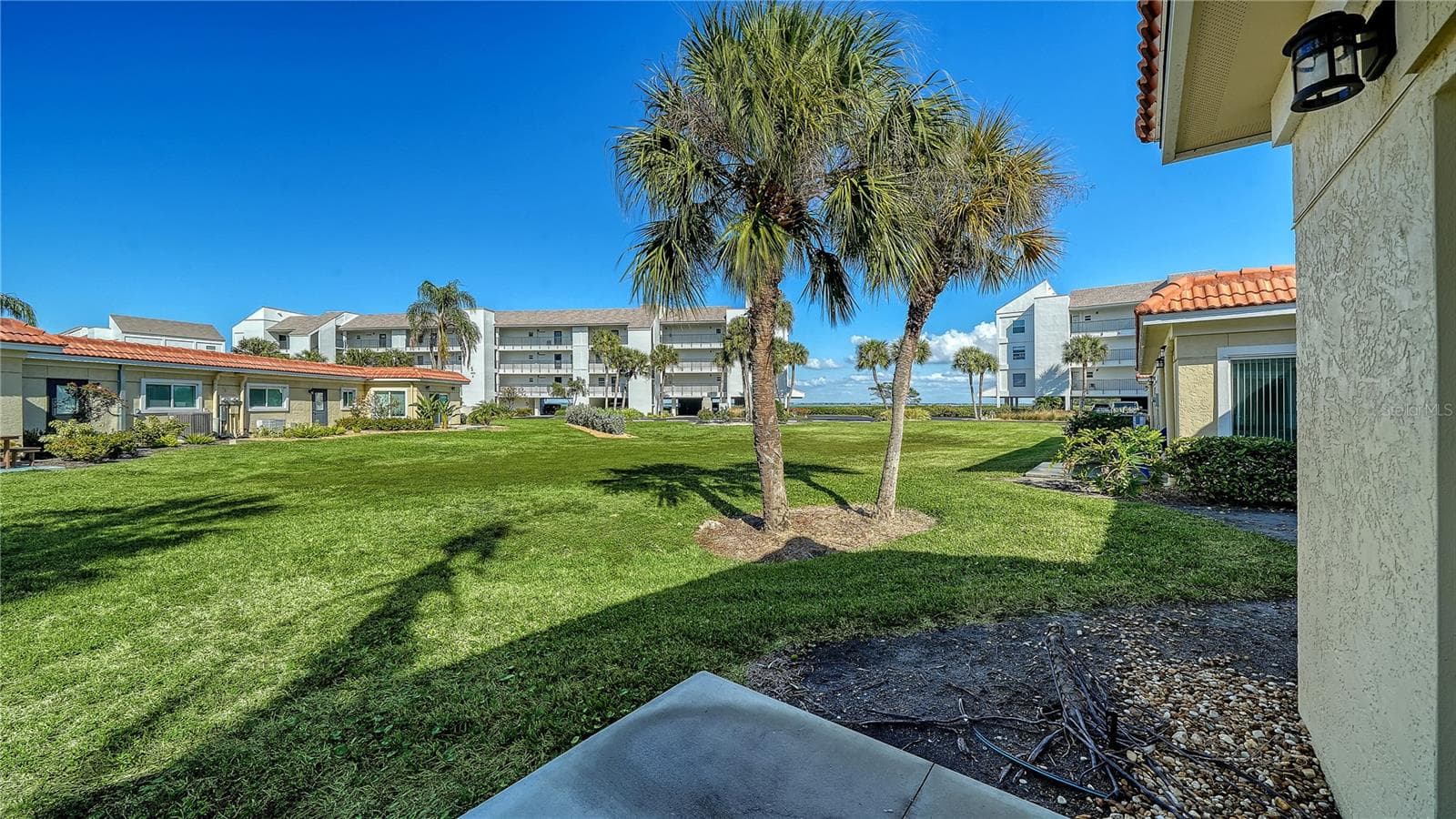Patio View! Great Space to Grill! - 4750 GULF OF MEXICO DR #Villa 8, LONGBOAT KEY