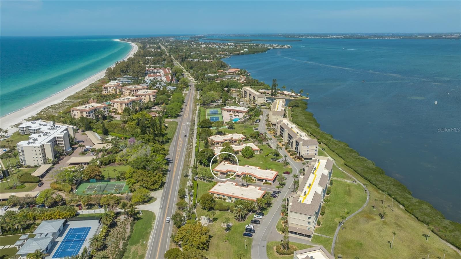 The Best of Longboat Key. Center Island! Both Gulf and Bay! - 4750 GULF OF MEXICO DR #Villa 8, LONGBOAT KEY