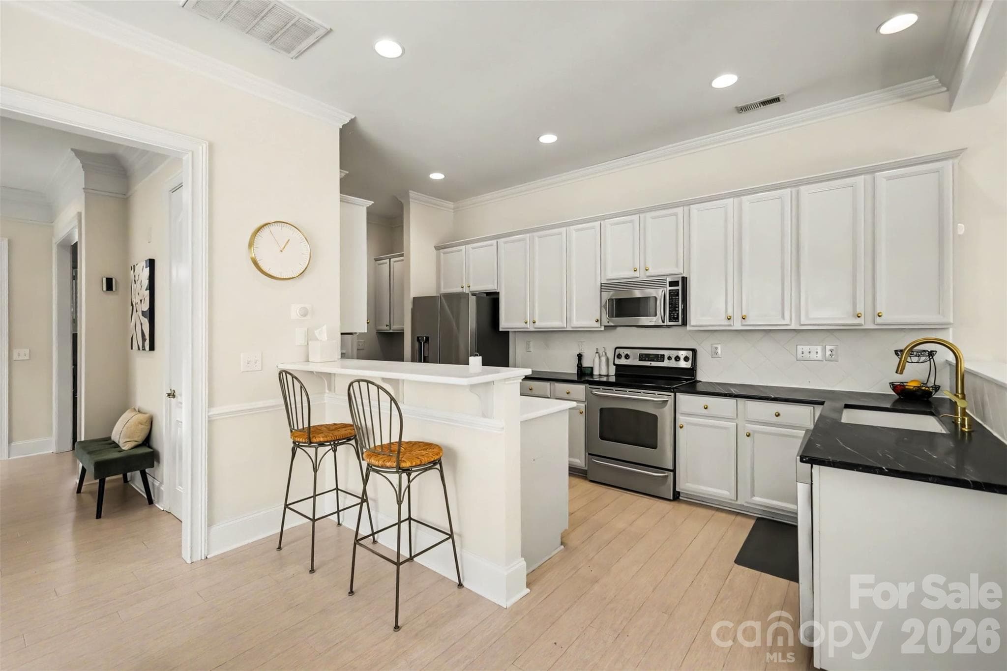 Townhouse at 8354 Indigo Row, Charlotte, photo 10 of 36