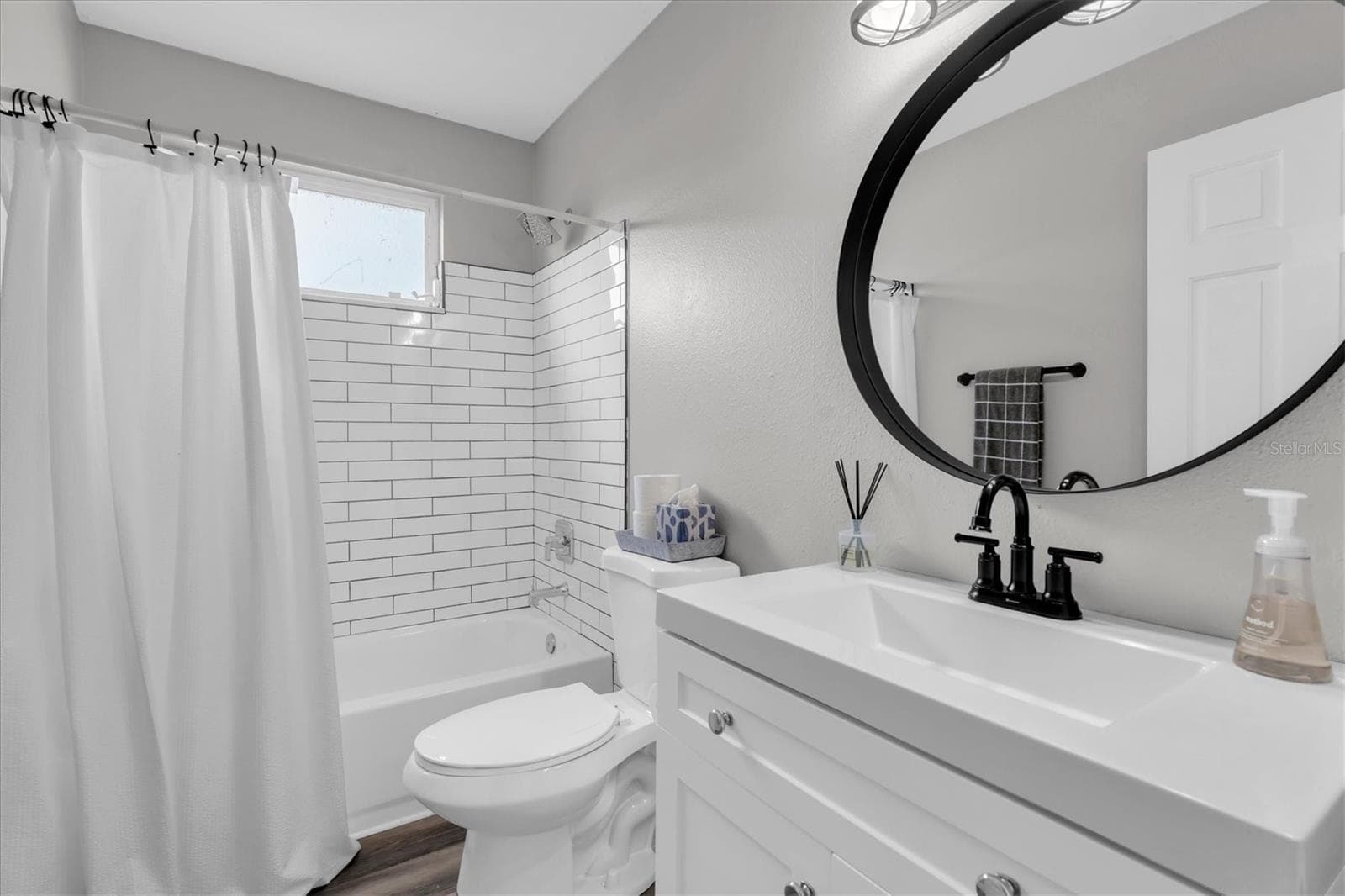 REMODELED BATH 3 - 1913 TILDEN PL, TRINITY