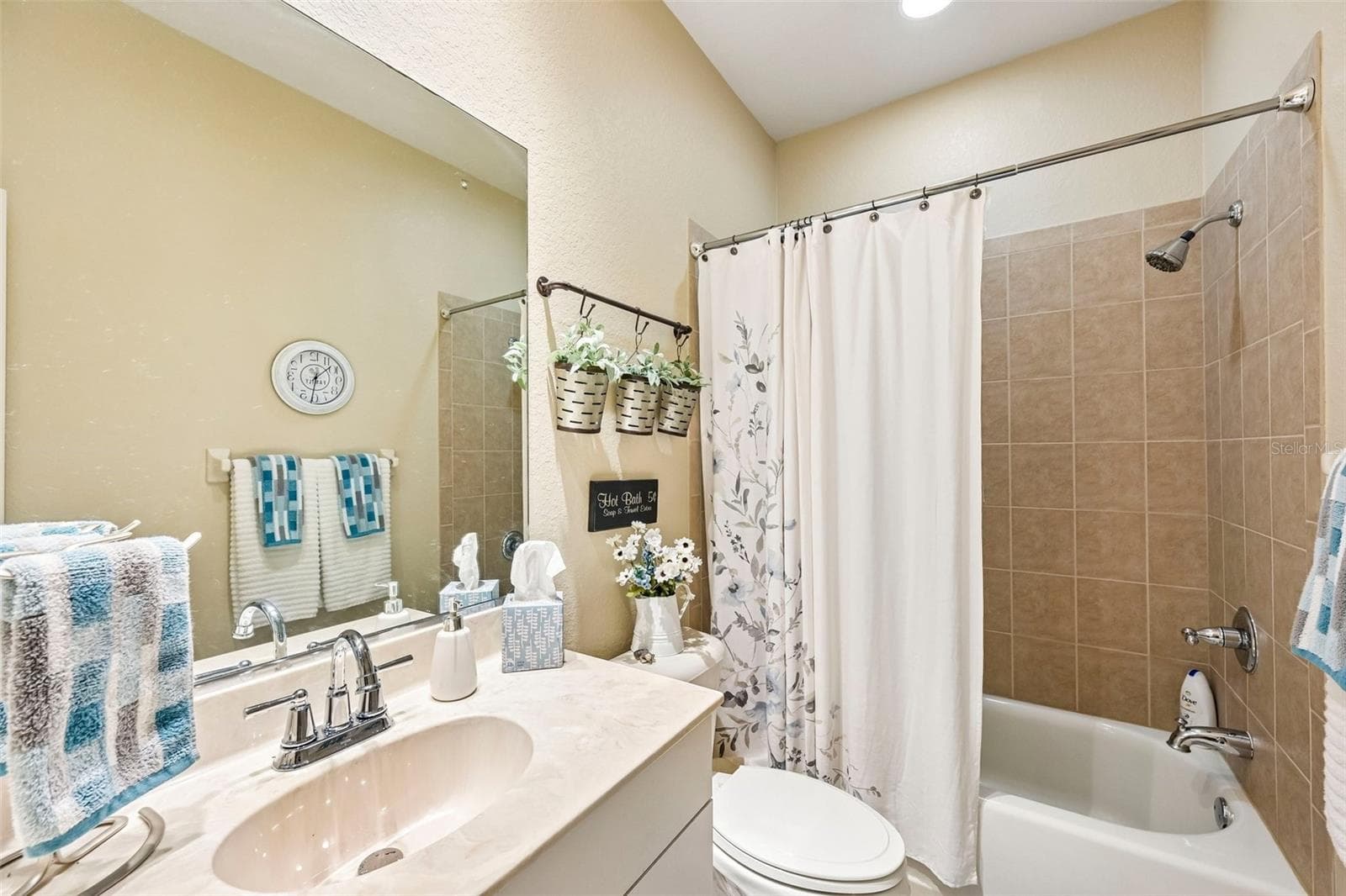 Single Family Residence at 2891 WHISPERING PINE LN, NORTH PORT, photo 18 of 56