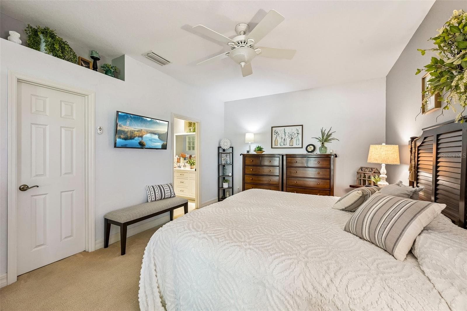 Single Family Residence at 2891 WHISPERING PINE LN, NORTH PORT, photo 24 of 56