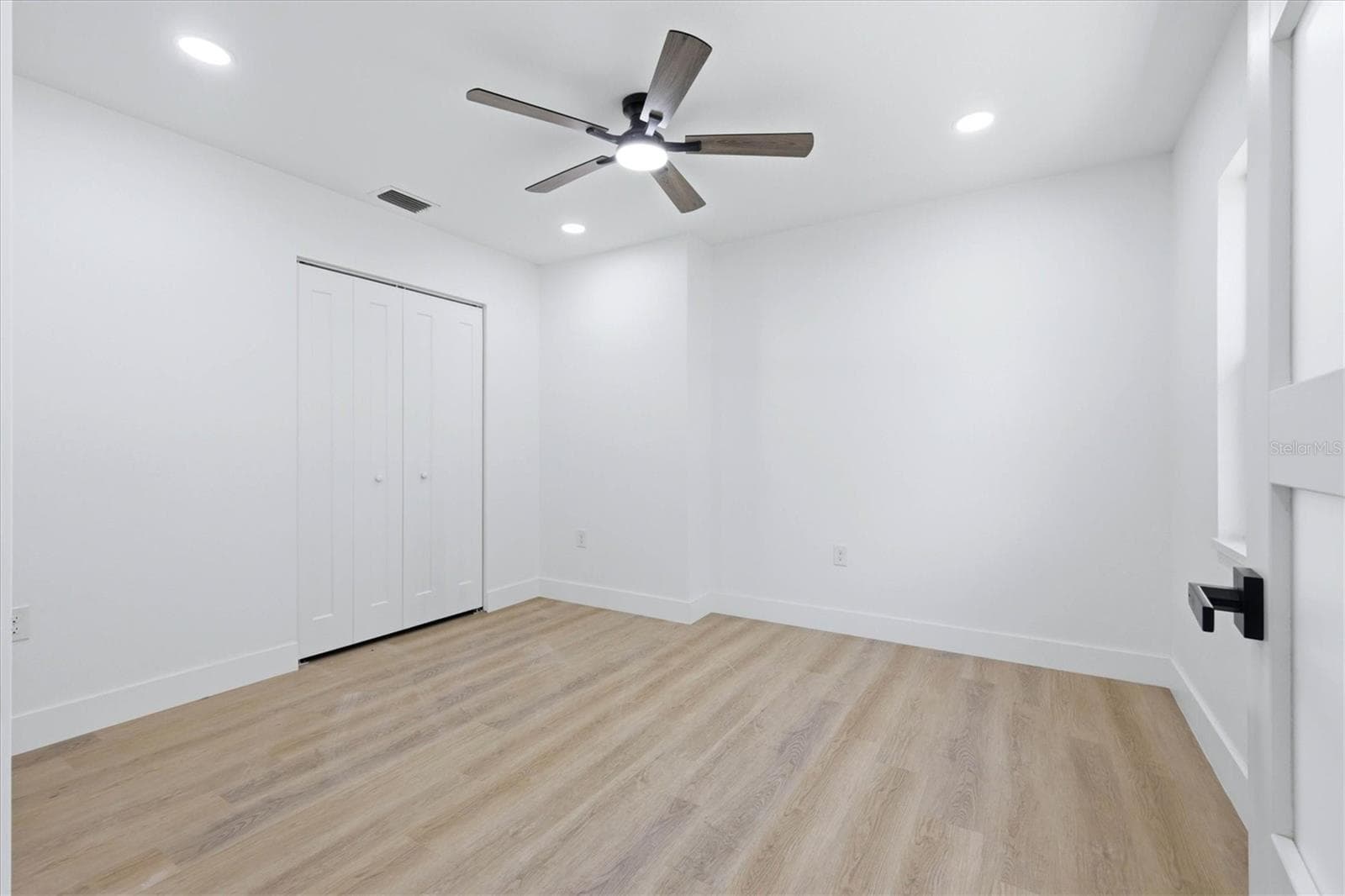 Single Family Residence at 4420 W BAY COURT AVE, TAMPA, photo 22 of 29