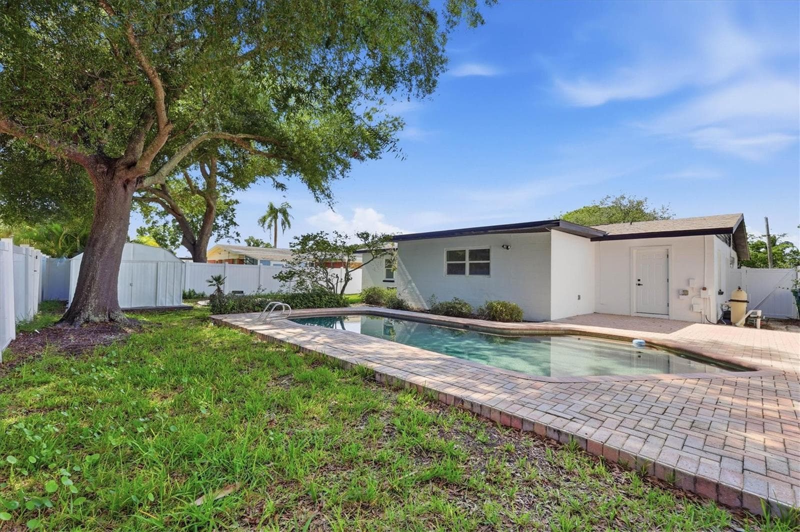 Single Family Residence at 4420 W BAY COURT AVE, TAMPA, photo 26 of 29