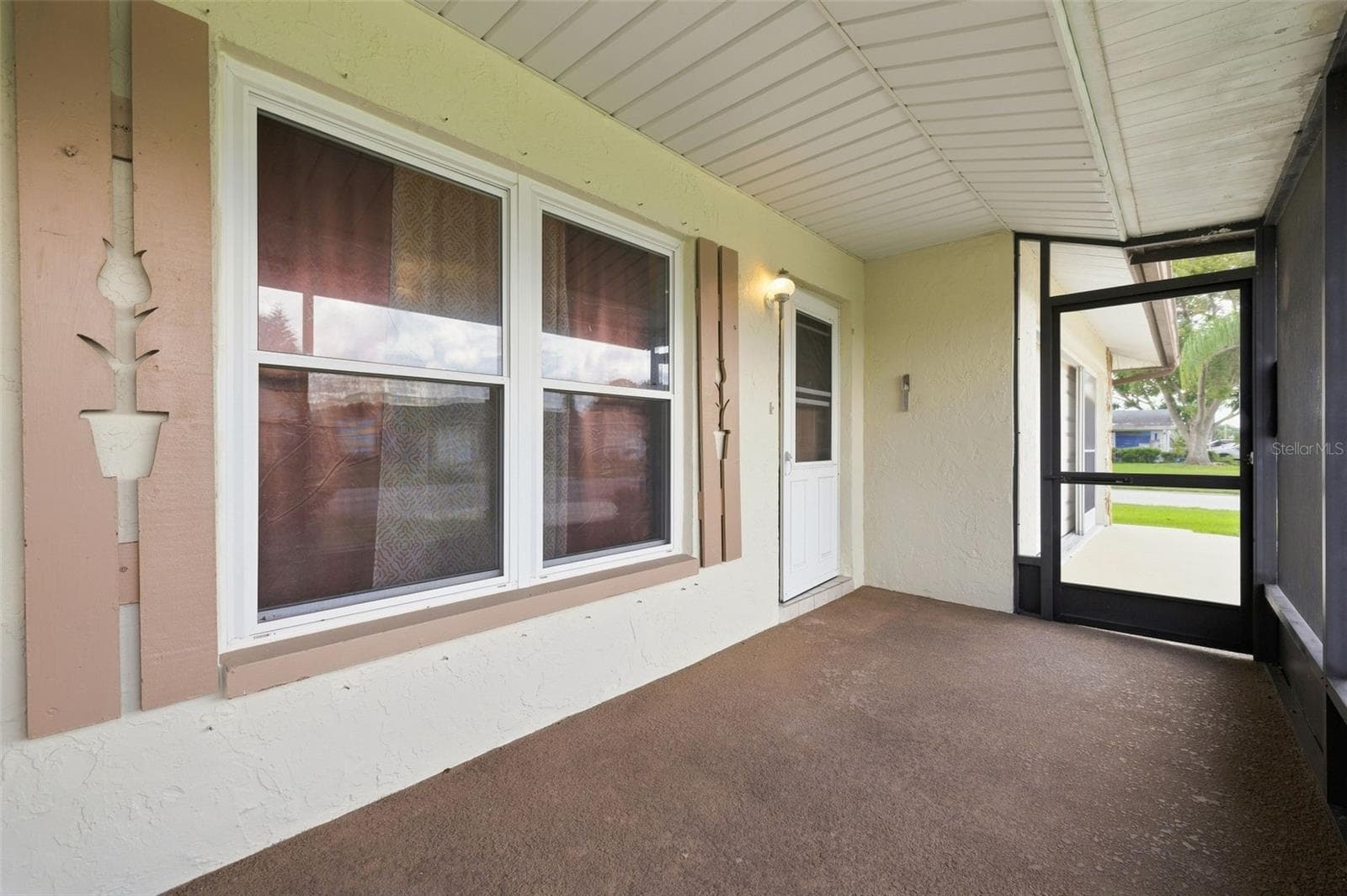 Front porch - 4331 SWALLOWTAIL DR, NEW PORT RICHEY
