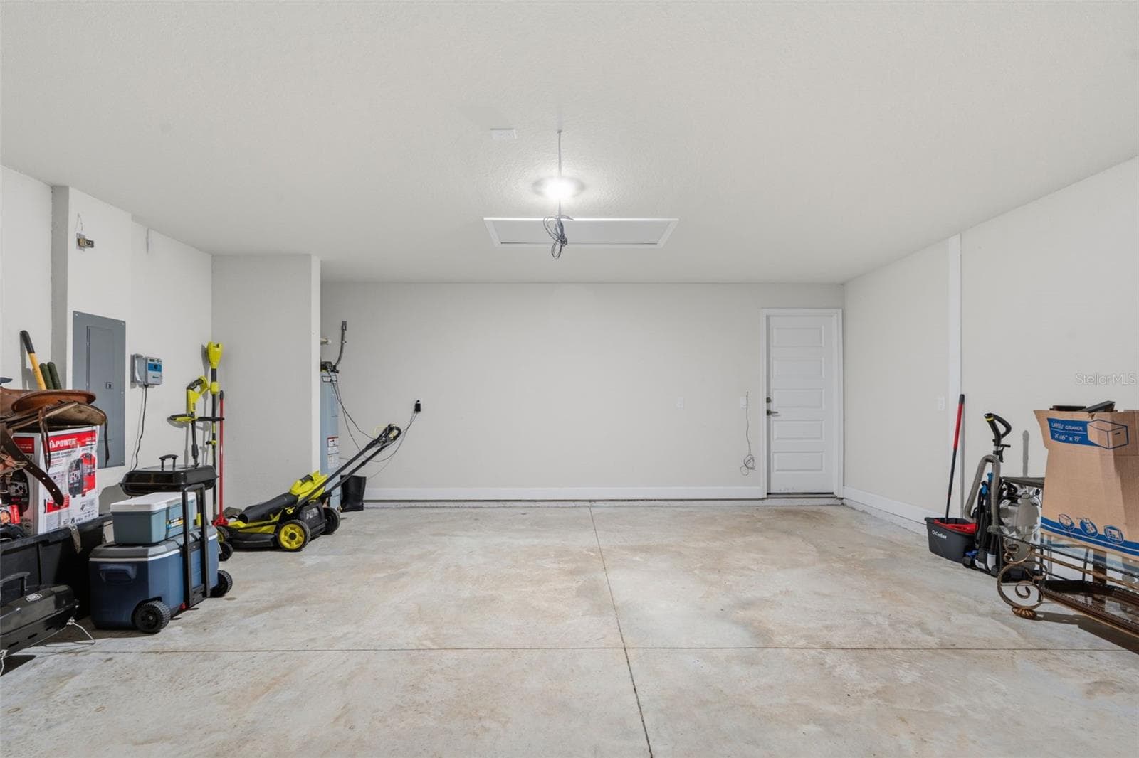 Single Family Residence at 5479 KNIGHTS LANDING DR., LAKELAND, photo 29 of 36