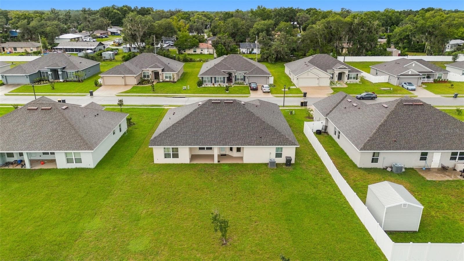 Single Family Residence at 5479 KNIGHTS LANDING DR., LAKELAND, photo 5 of 36